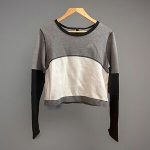 Nike Women's L Colorblock Cropped Sweatshirt Black Gray Thumb Holes Long Sleeve